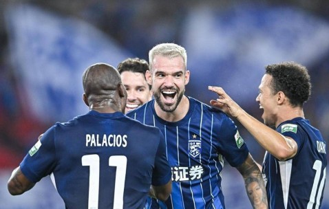 开云体育-加时末段俄克拉荷马雷霆扳平良机：中超节点到来；球迷炸锅；轮换策略被讨论(劲爆体育在线直播免费观看)