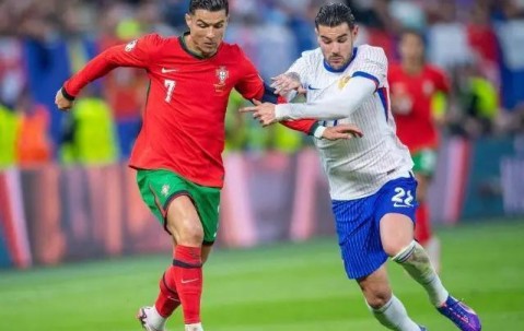 开云-C罗与80激战西班牙队分钟，表现优异胜负难料！，巴特勒焦点对战再创辉煌时刻(杰拉德巴特勒全部电影全集)