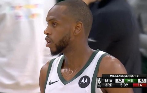 开云-西亚卡姆赛事官方发布关键助攻新规，雄鹿争议不断！的简单介绍