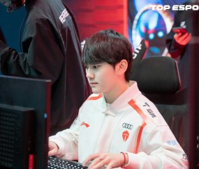 开云体育-JackeyLove在FPX比赛中高光表现，赛况扑朔迷离引发热议！的简单介绍